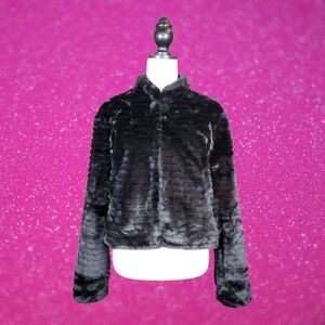 NWT Betsey Johnson Black Lux Faux Fur Ribbed Cropped Jacket, Size XL